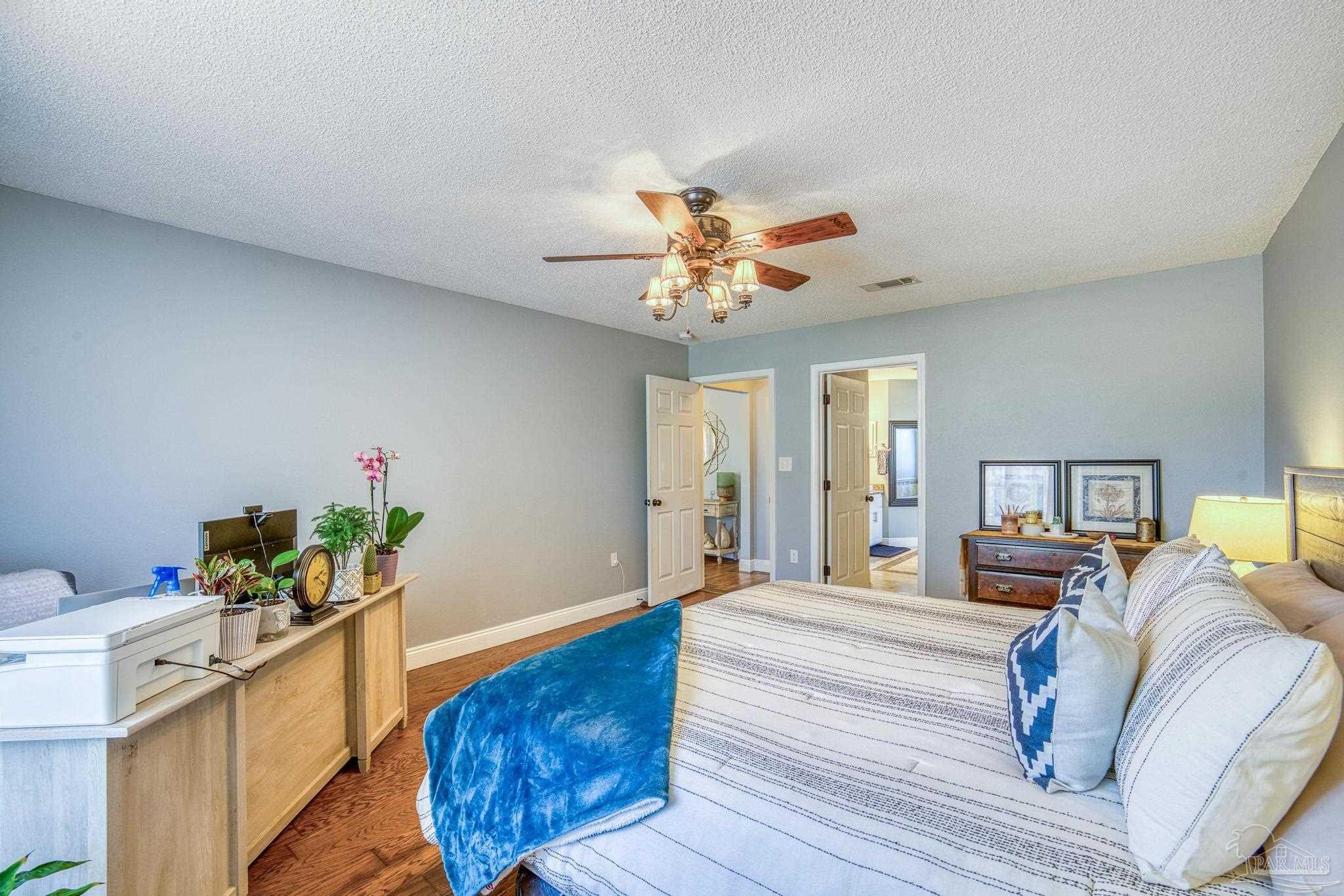 1944 Seahawk Lane Navarre, FL 32566 - Photo 33 of 41 Gallery Image 33