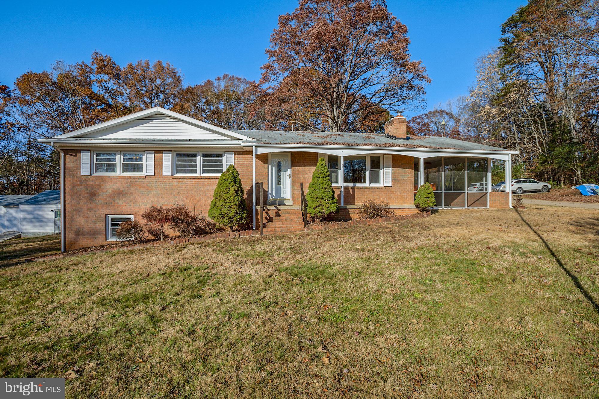 6344 Sumerduck Road Remington, VA 22734 - Photo 3 of 34 Front Center