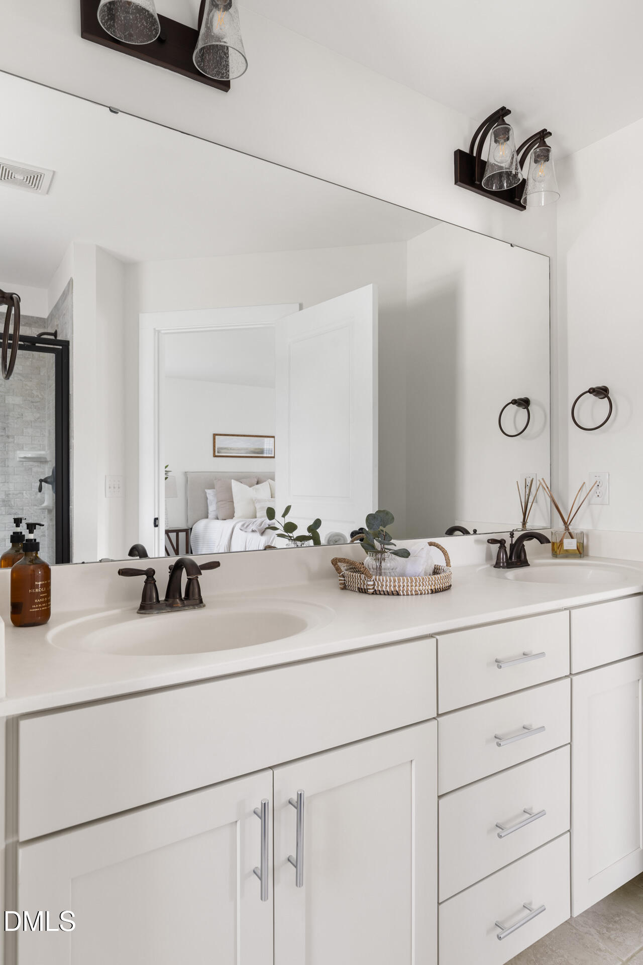 1510 South Roxboro Street Durham, NC 27707 - Photo 33 of 44 1510-S-Roxboro-136