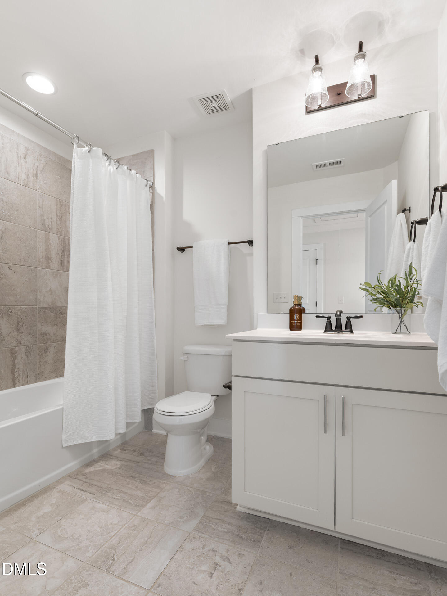 1510 South Roxboro Street Durham, NC 27707 - Photo 37 of 44 1510-S-Roxboro-140