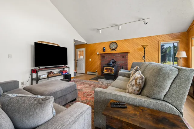 $795,000 | 177 Dallas Hill Road, Dallas Plt, ME 04970