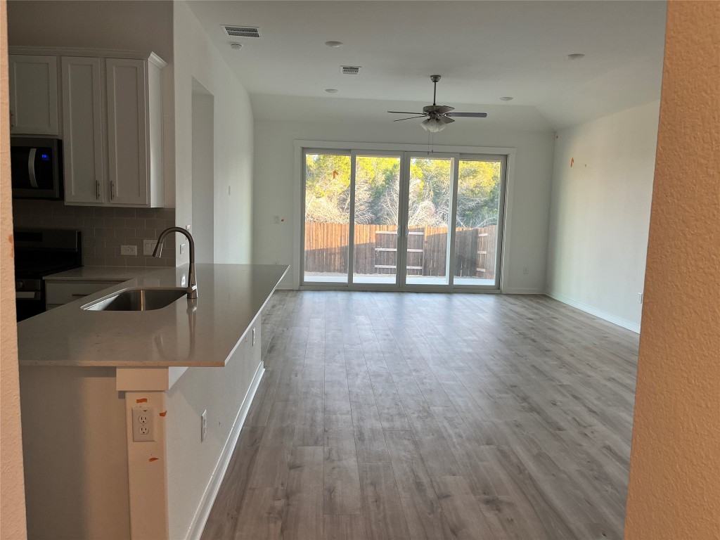 2012 Bobtail Pass Leander, TX 78641 - Photo 20 of 22