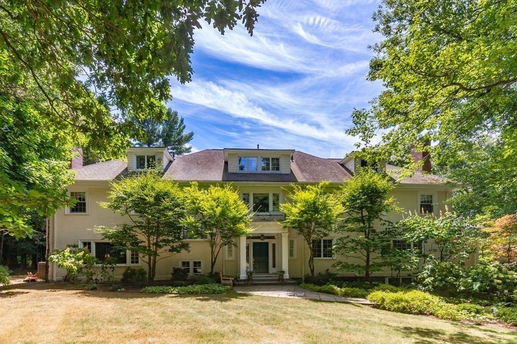 85 Dudley Road Newton, MA 02459 - Photo 22 of 32 a front view of a building with garden