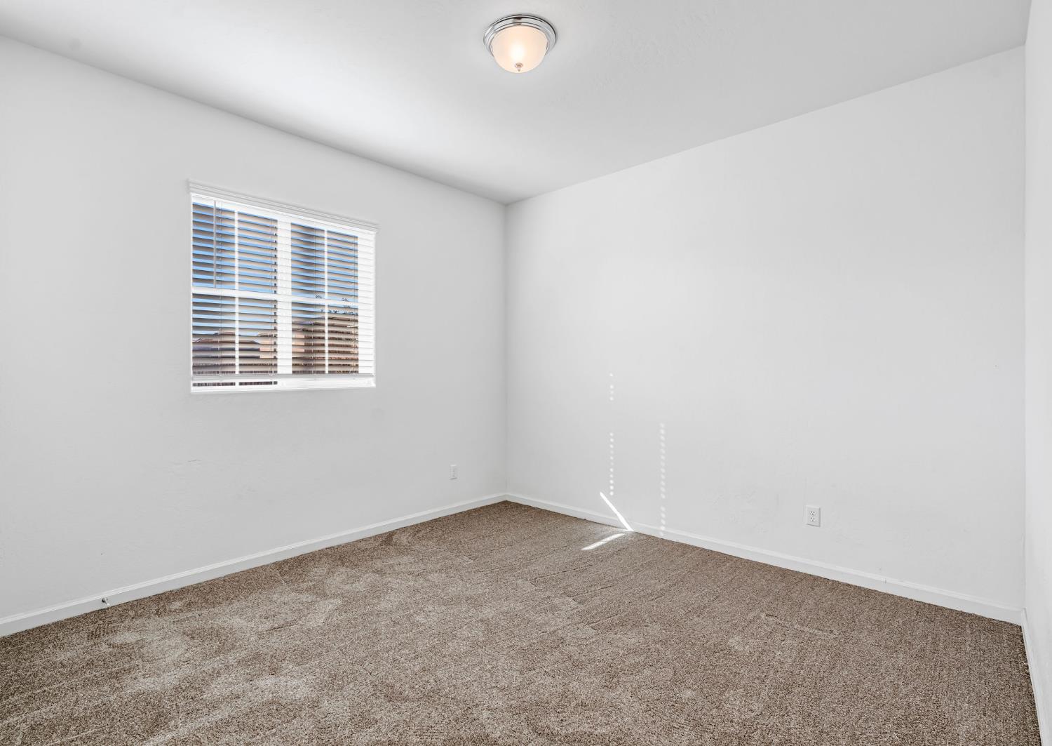 436 South Orange Avenue Reedley, CA 93654 - Photo 8 of 16