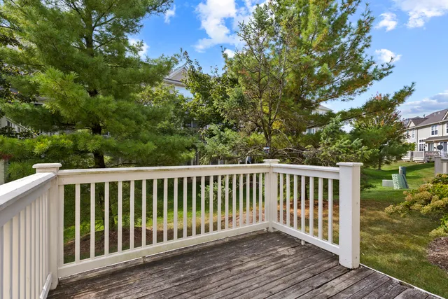 $2,650 | 419 Vaughn Circle, Aurora, IL 60502