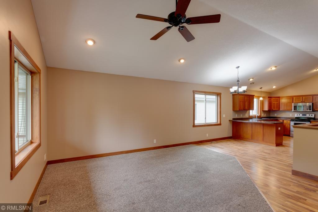 156 West Cemetery Road River Falls, WI 54022 - Photo 5 of 30 Gallery Image 5