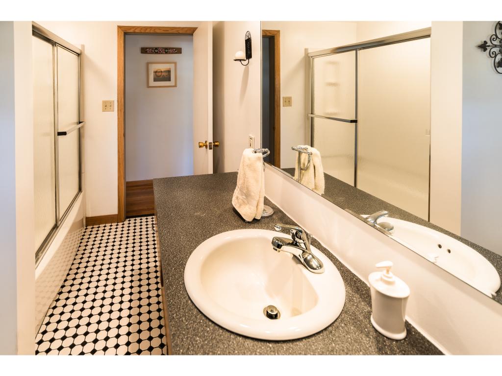 7 Birch Hill Road Hooksett, NH 03106 - Photo 16 of 36