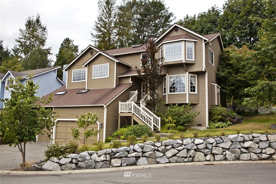 512 224 Place Southeast Bothell, WA 98021 - Photo 1 of 15