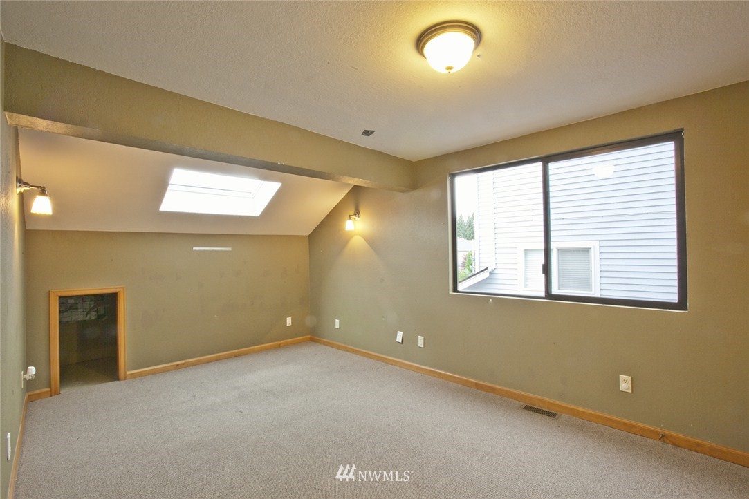 512 224 Place Southeast Bothell, WA 98021 - Photo 13 of 15