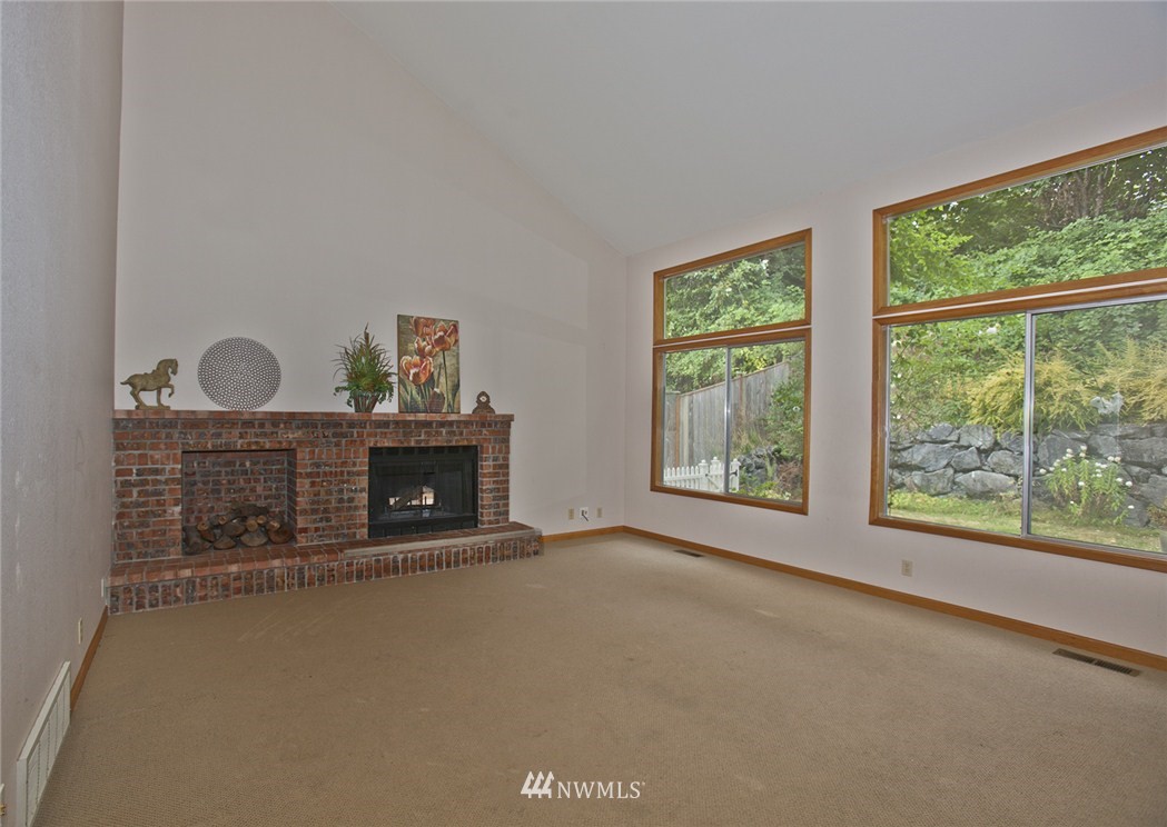 512 224 Place Southeast Bothell, WA 98021 - Photo 5 of 15