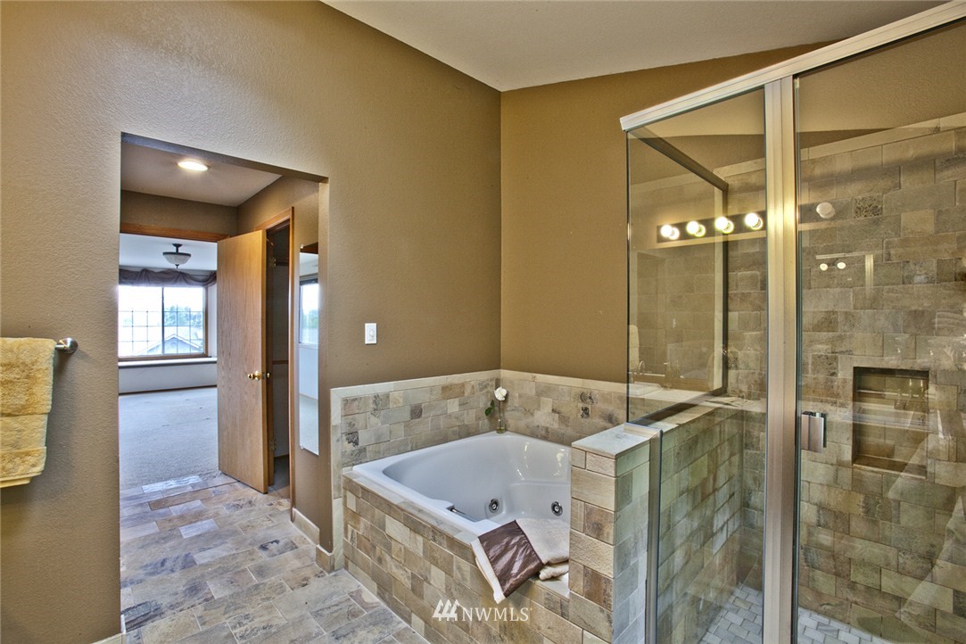 512 224 Place Southeast Bothell, WA 98021 - Photo 9 of 15