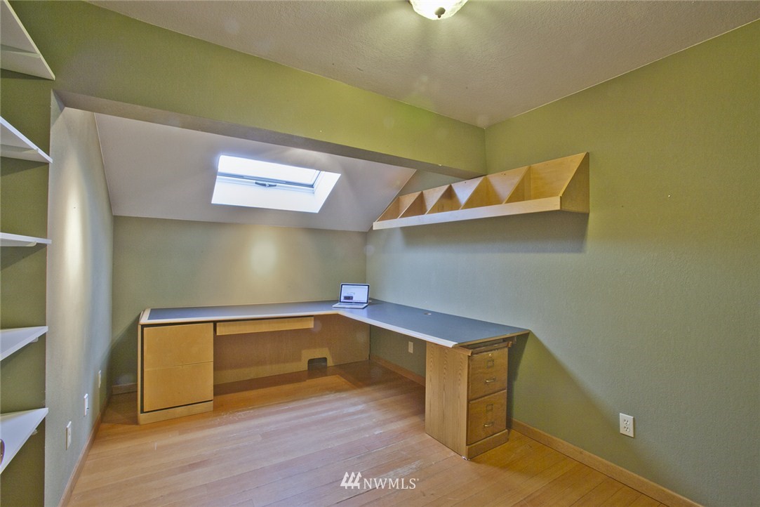 512 224 Place Southeast Bothell, WA 98021 - Photo 10 of 15