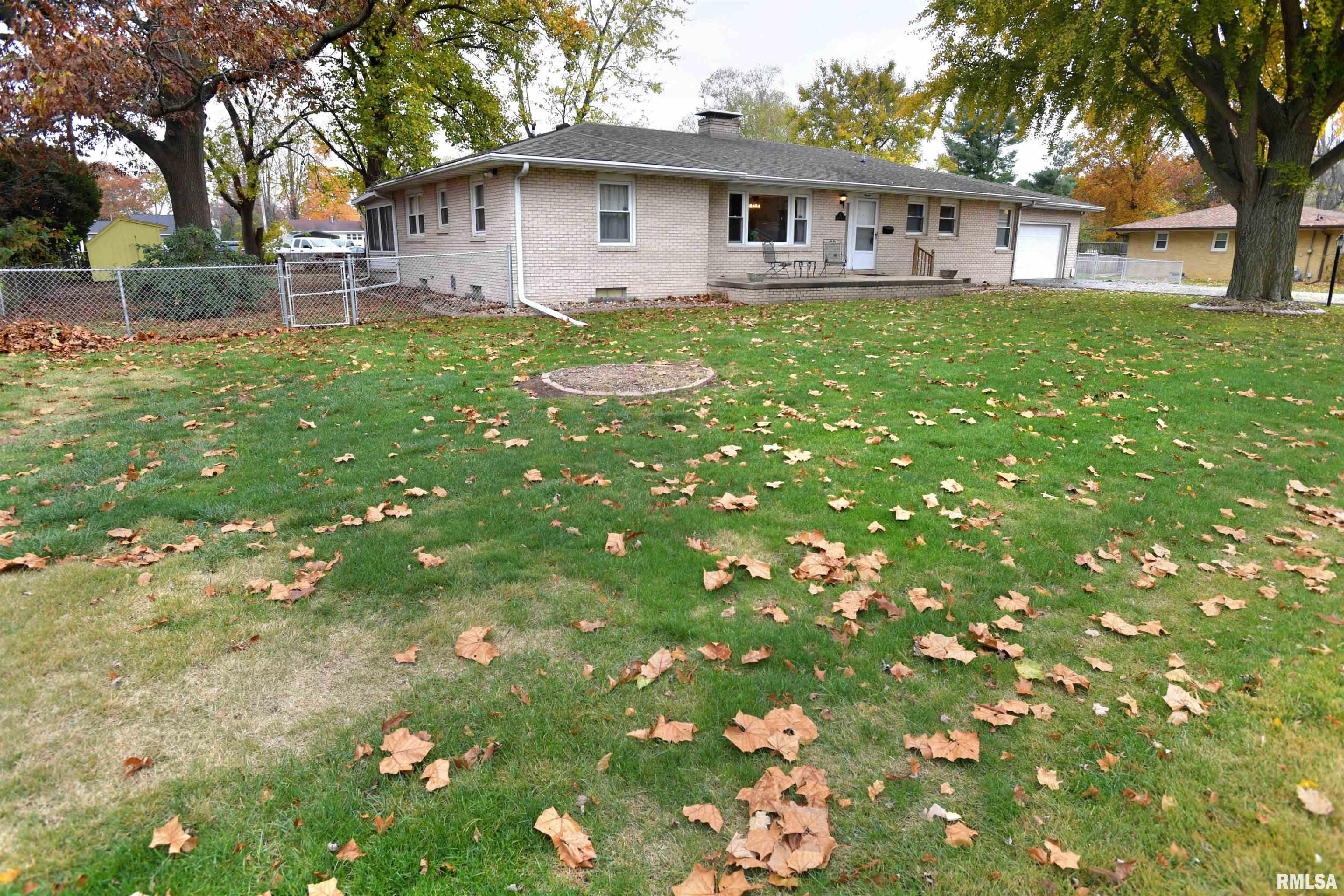 11 Barnes Drive Decatur, IL 62526 - Photo 54 of 72