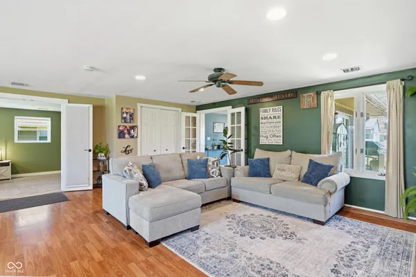 $285,000 | 917 Linda Drive, Fortville, IN 46040