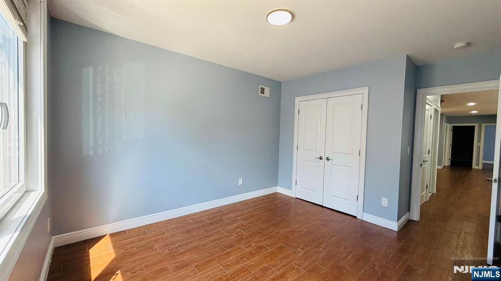41 Mercer Street Wallington, NJ 07057 - Photo 5 of 13