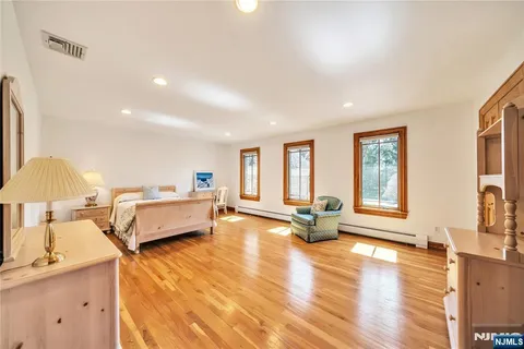 $2,795,000 | 837 Apple Ridge Road, Franklin Lakes, NJ 07417