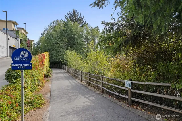 $155,000 | 2200 196th Street Southeast, Unit 70, Bothell, WA 98012