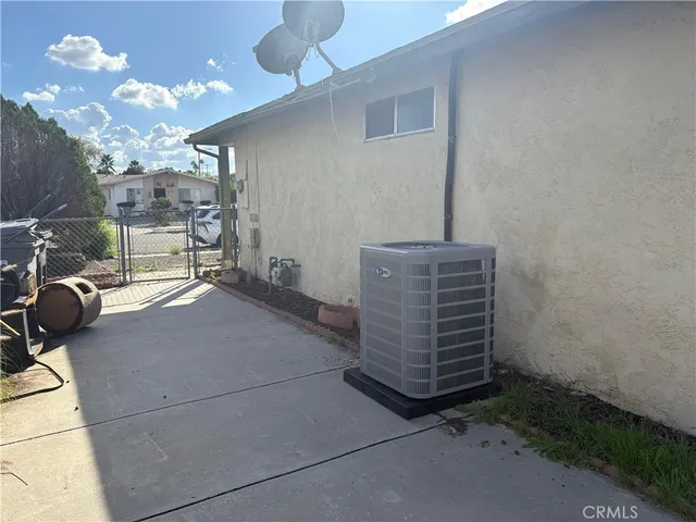 $1,750 | 2424 San Pedro Avenue, Hemet, CA 92545