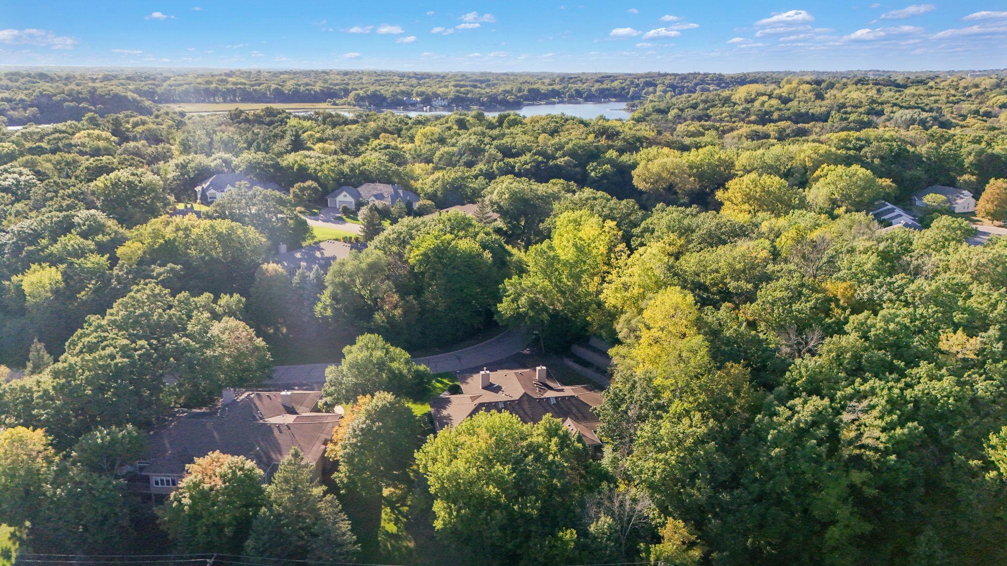 7089 Crowne Oak Road Eden Prairie, MN 55344 - Photo 56 of 58 Gallery Image 56