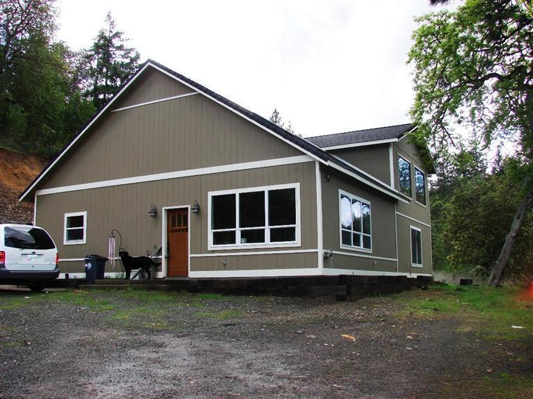 1259 Wren Ridge Drive Eagle Point, OR 97524 - Photo 1 of 15 Primary Photo