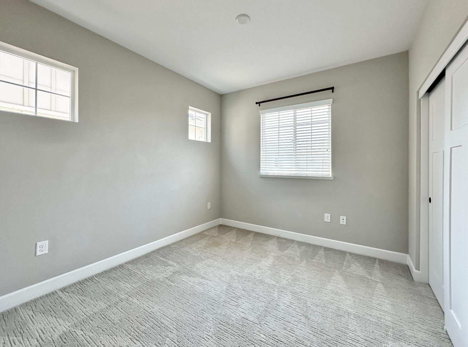 1952 Cannery Loop Davis, CA 95616 - Photo 20 of 31