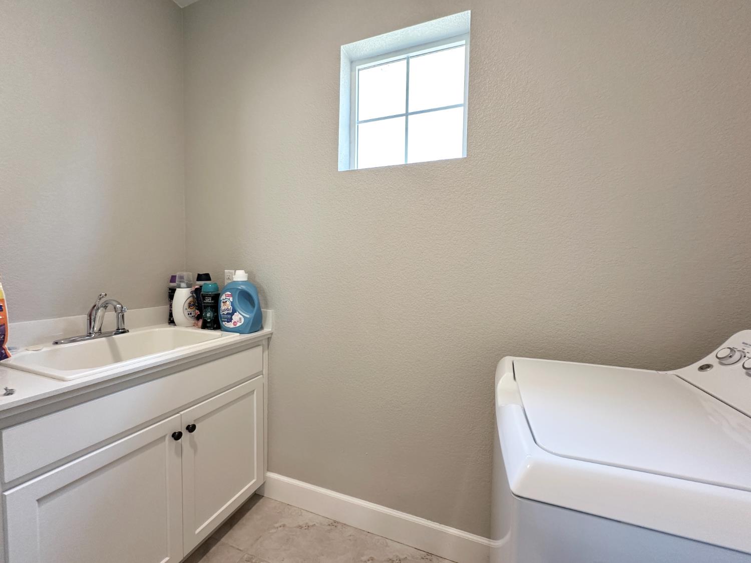 1952 Cannery Loop Davis, CA 95616 - Photo 23 of 31