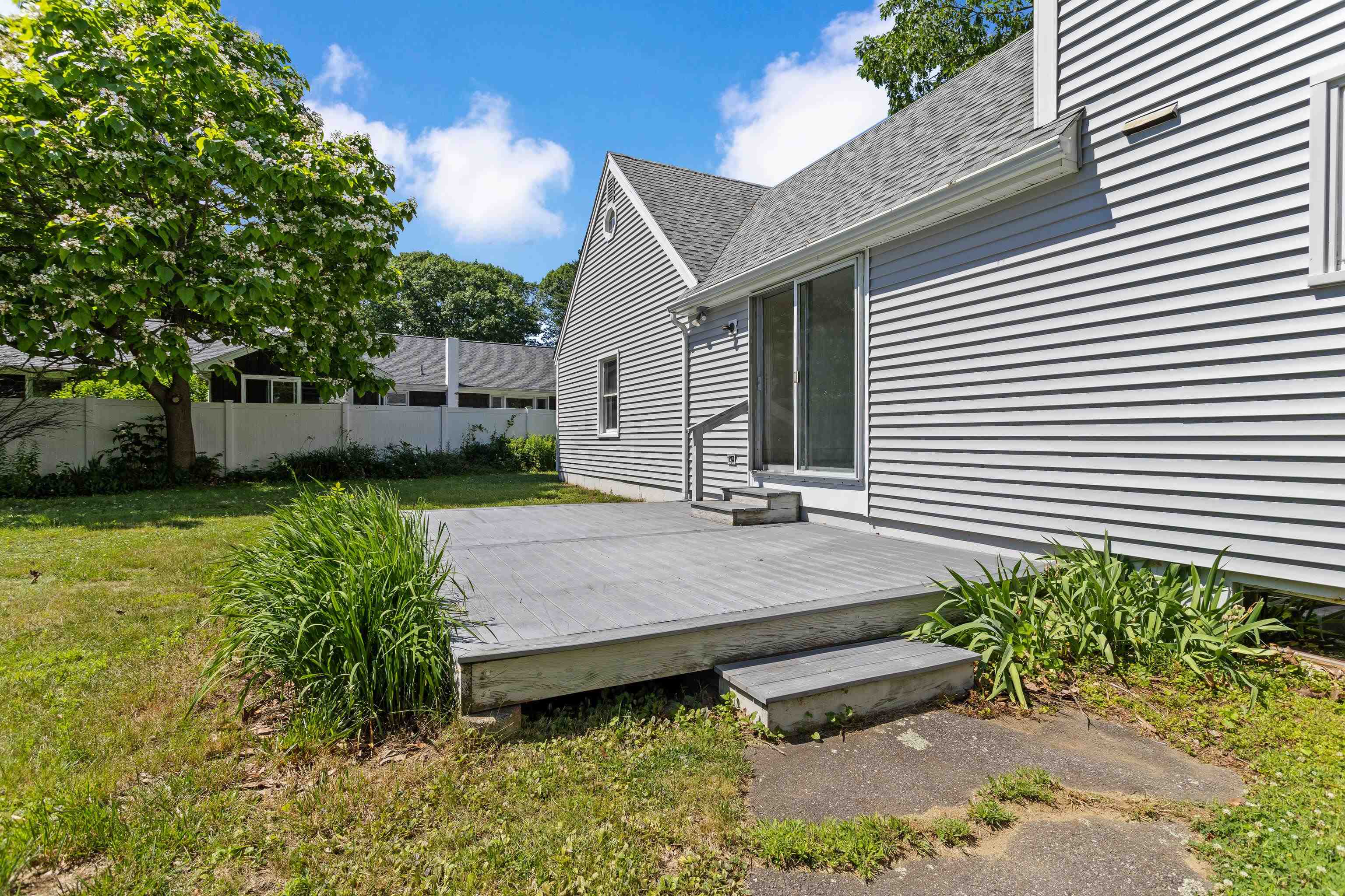 10 Colonial Circle Hampton, NH 03842 - Photo 47 of 58