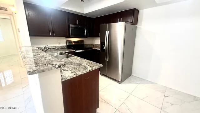 $1,490 | 1720 East Thunderbird Road, Unit 2009, Phoenix, AZ 85022