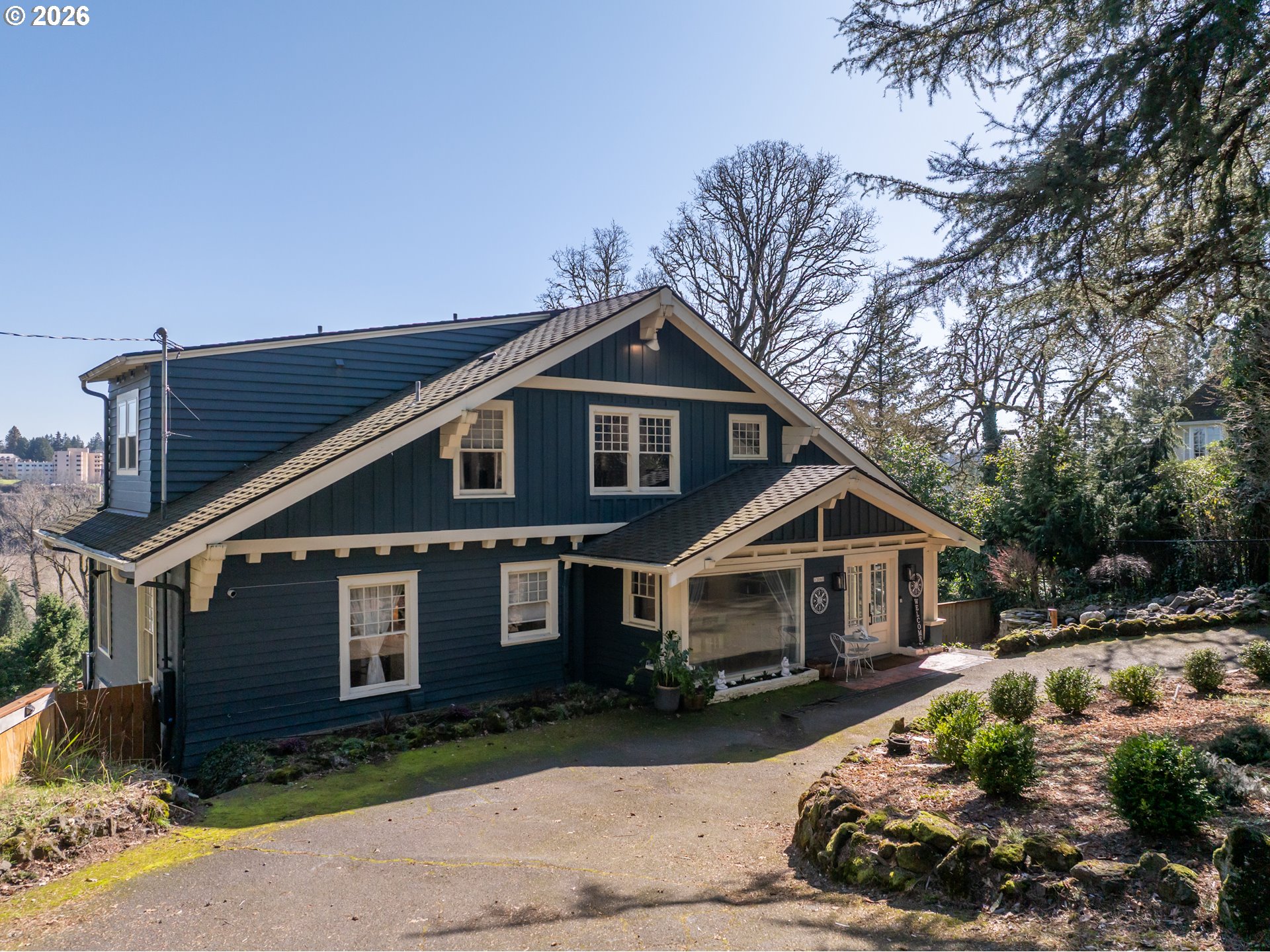 13060 Southwest Elk Rock Road Lake Oswego, OR 97034 - Photo 3 of 23