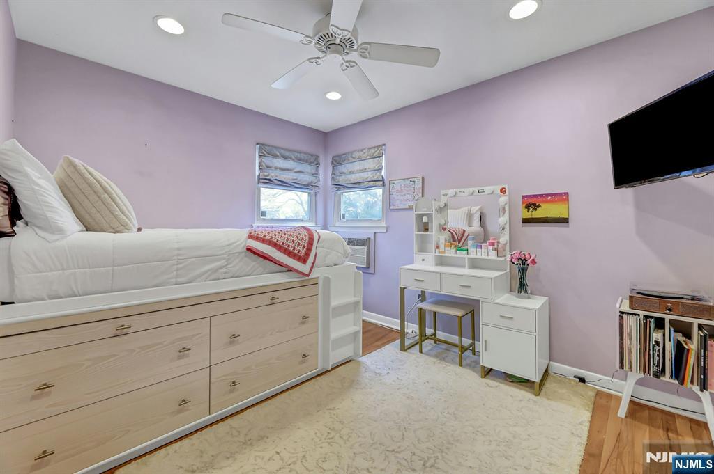 87 Barbara Road Dumont, NJ 07628 - Photo 14 of 33