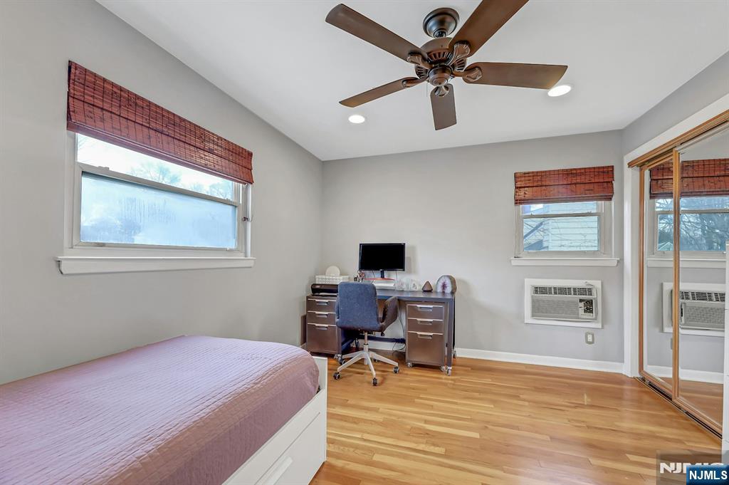 87 Barbara Road Dumont, NJ 07628 - Photo 18 of 33