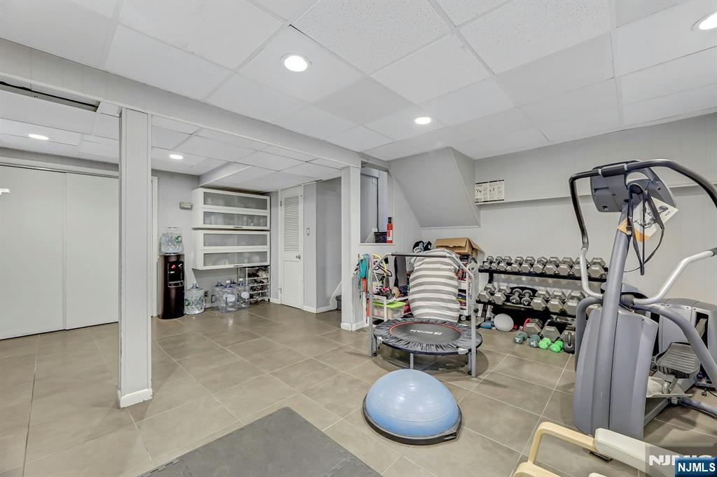 87 Barbara Road Dumont, NJ 07628 - Photo 24 of 33