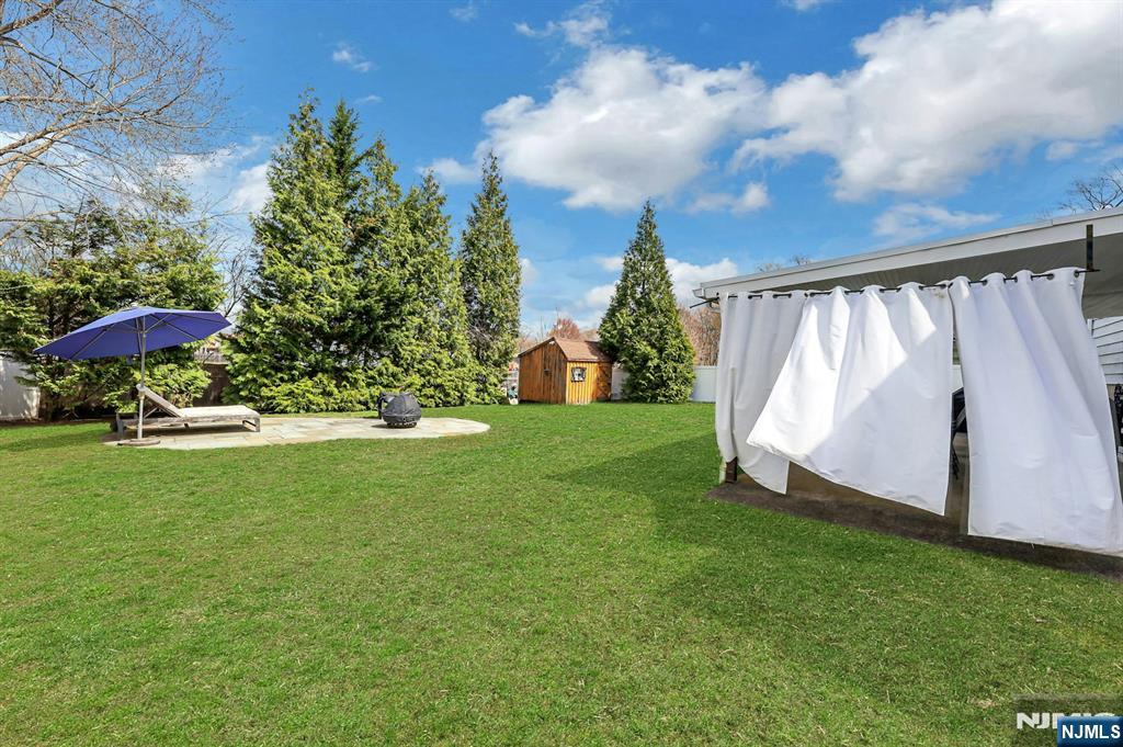 87 Barbara Road Dumont, NJ 07628 - Photo 32 of 33