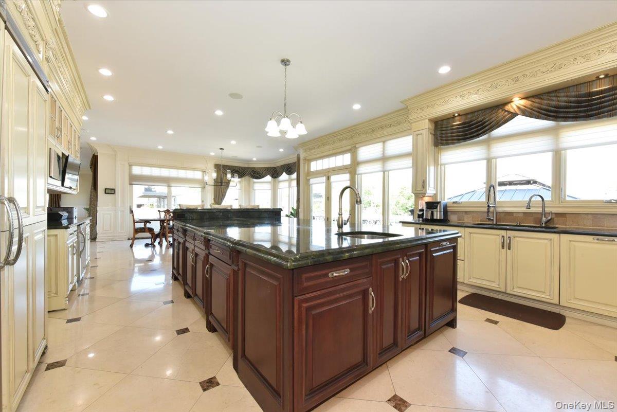 3510 Riverside Drive Oceanside, NY 11572 - Photo 6 of 38