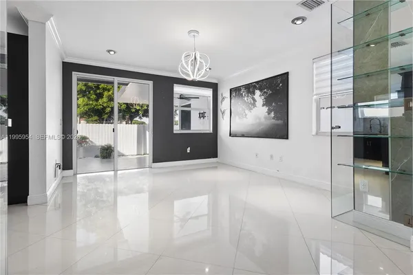 $4,000 | 2424 Southwest 152nd Path, Miami, FL 33185