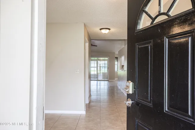 $2,400 | 2081 Magnus Lane, Jacksonville, FL 32246