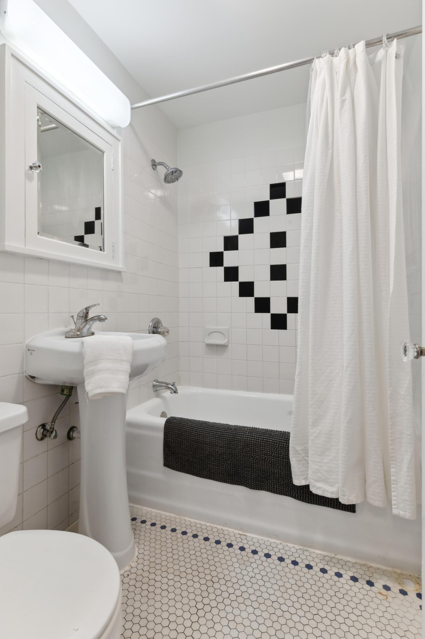 955 17th Avenue Southeast Minneapolis, MN 55414 - Photo 13 of 13