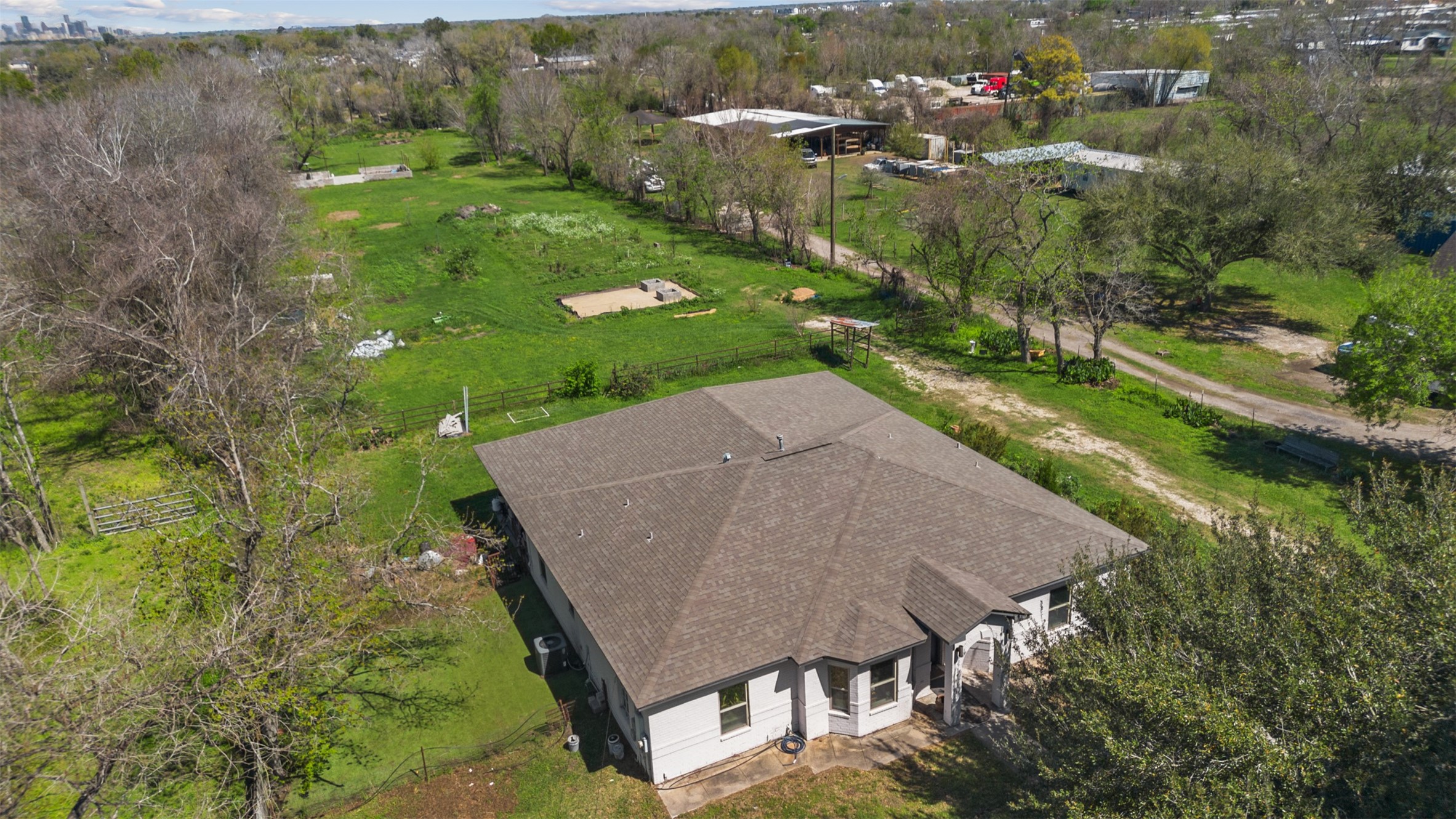 4425 Fuqua Street Houston, TX 77047 - Photo 49 of 49 a view of a backyard