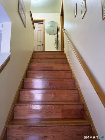 $465,000 | 18 Olivia Lane, Naugatuck, CT 06770