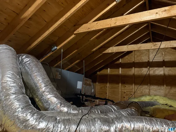 $465,000 | 18 Olivia Lane, Naugatuck, CT 06770