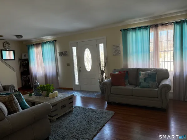 $465,000 | 18 Olivia Lane, Naugatuck, CT 06770