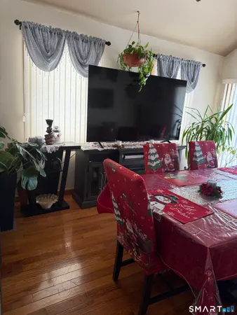 $465,000 | 18 Olivia Lane, Naugatuck, CT 06770