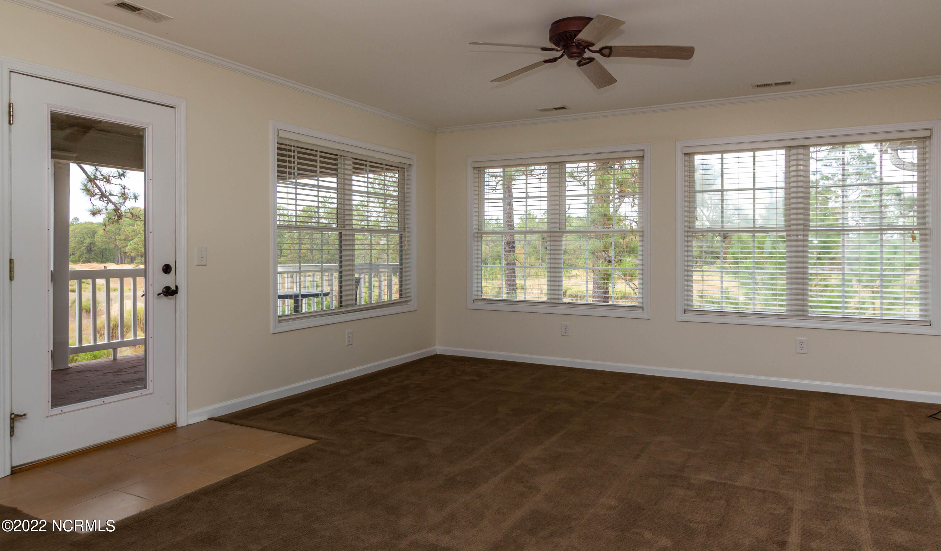208 Old Course Road Aberdeen, NC 28315 - Photo 9 of 15 208 Living Room