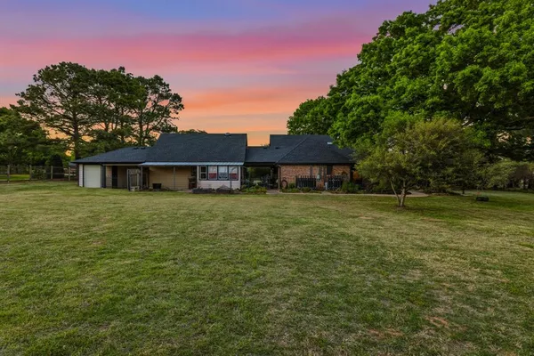 $1,050,000 | 1705 Renfro Road, Colleyville, TX 76034