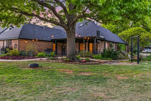 $1,050,000 | 1705 Renfro Road, Colleyville, TX 76034
