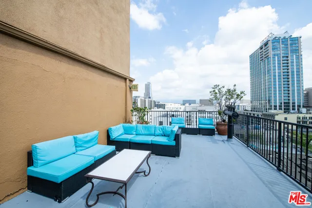 $1,850 | 312 West 5th Street, Unit 216, Los Angeles, CA 90013