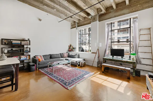 $1,850 | 312 West 5th Street, Unit 216, Los Angeles, CA 90013