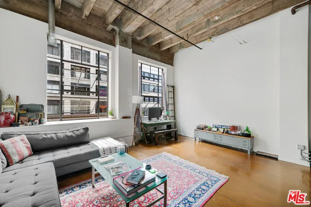 $1,850 | 312 West 5th Street, Unit 216, Los Angeles, CA 90013