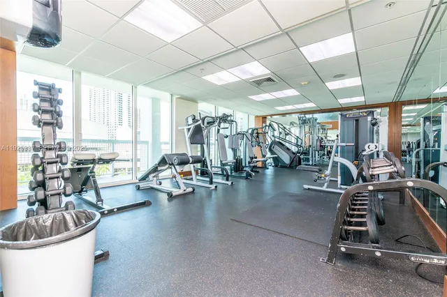 $460,000 | 41 Southeast 5th Street, Unit 2314, Miami, FL 33131