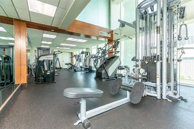 $460,000 | 41 Southeast 5th Street, Unit 2314, Miami, FL 33131